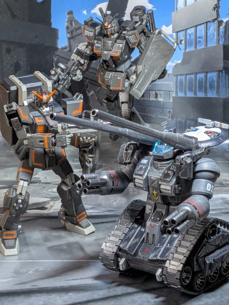 陸戦型ガンダムとガンタンク(市街地戦仕様)と合流このチームで一気に敵を叩くぞ❗️ラジャー‼️