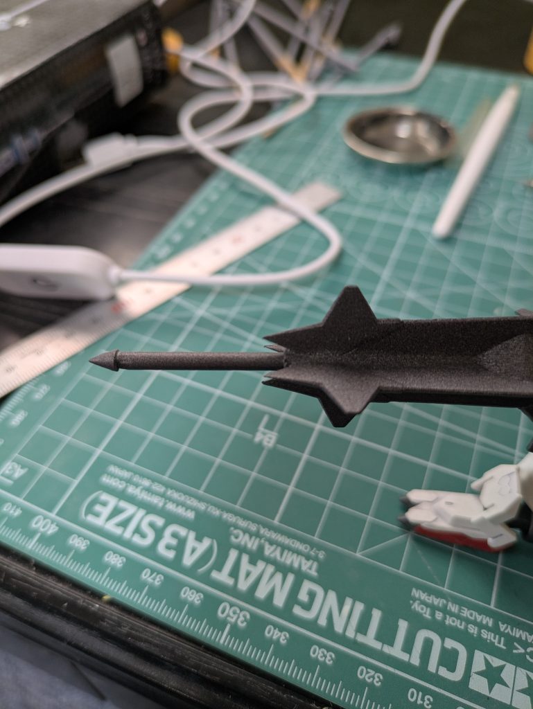 メイスはパイルバンカーを引き出せます。