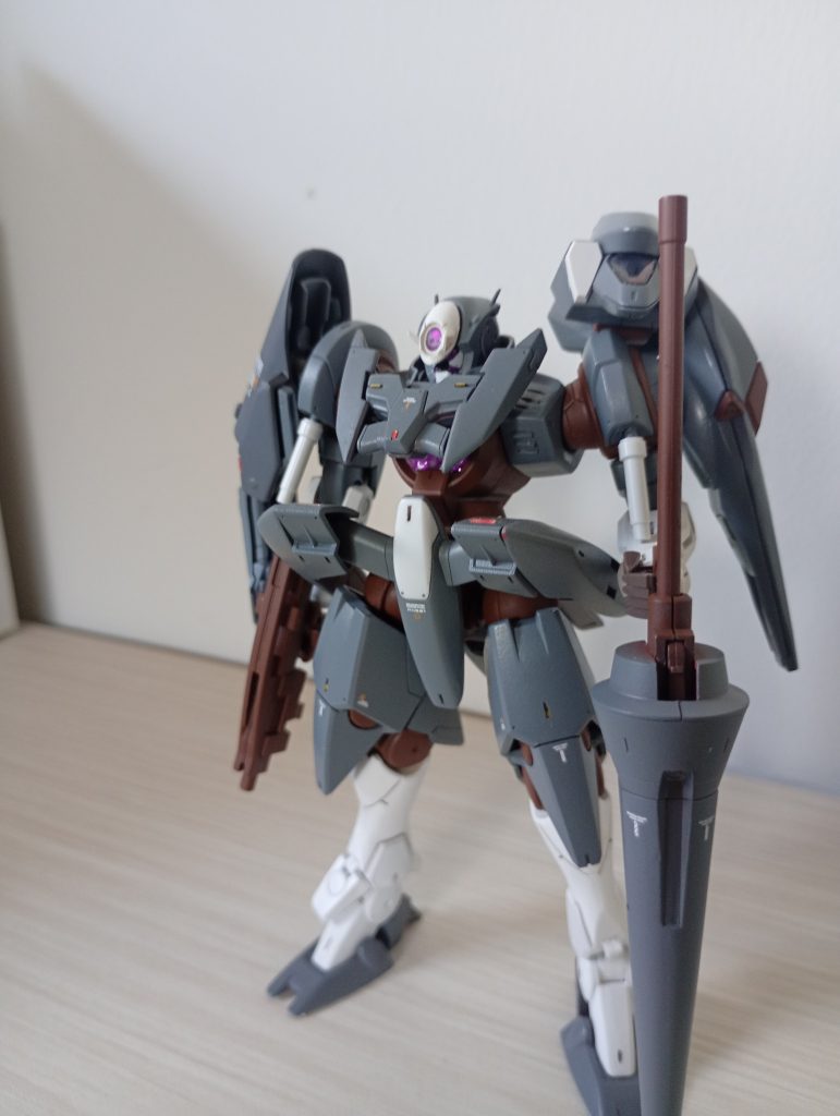 肩にはウーンドウォートとガンダムファラクトからそれぞれ貰ってきました。