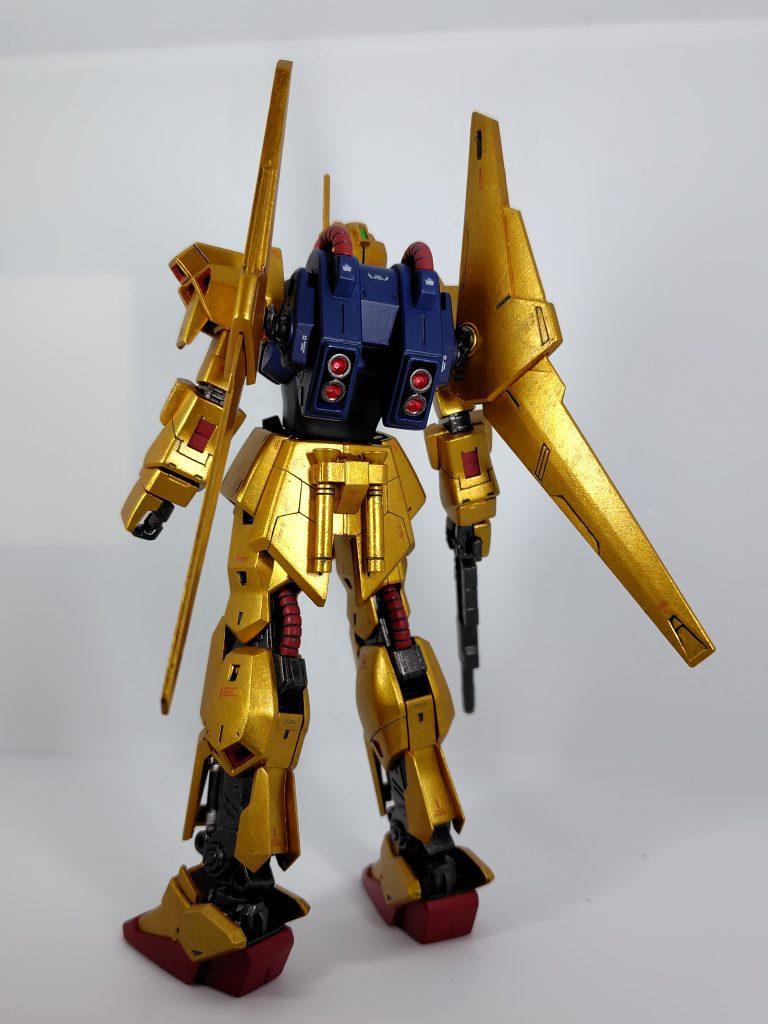 ディテール細かな画像があまり見当たらなかったので、筋彫りはほとんどしませんでした。