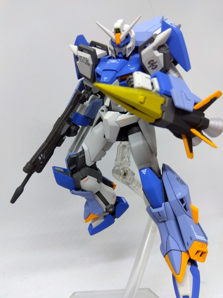 おまけ。昔スタークジェガンの軽装型の画像見たの思い出したので装着してる合間に真似てみた。思ったよりも悪くない、かも。