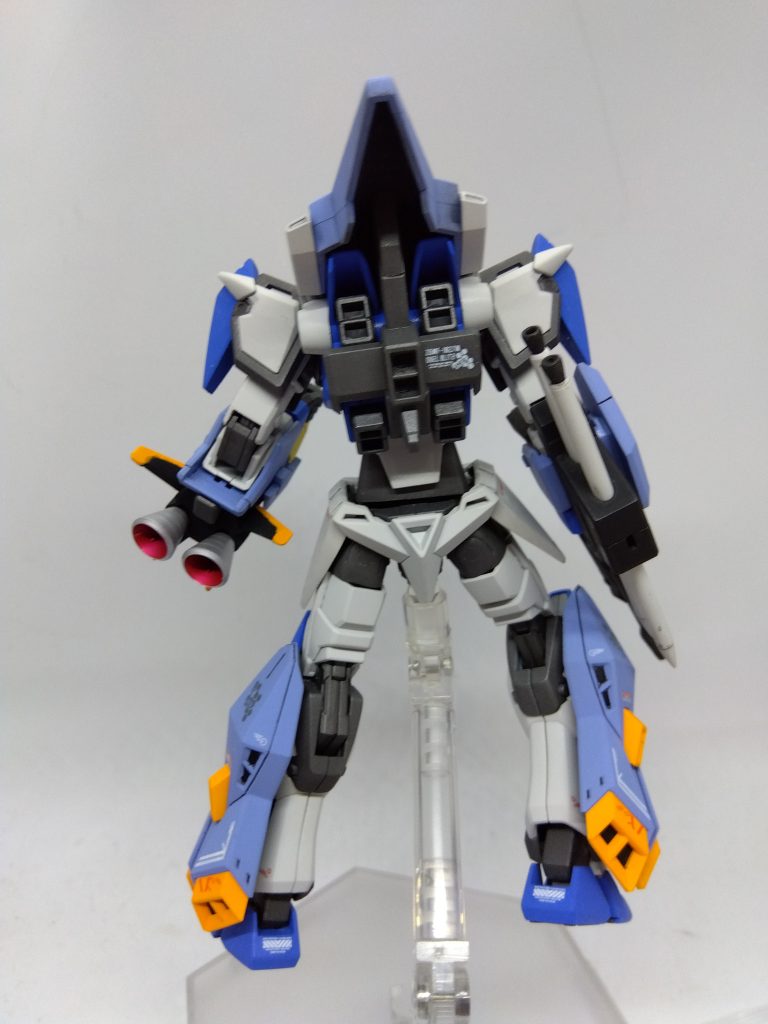 なんちゃって軽装装備の背面。ちょっとさっぱりしてる感じ。