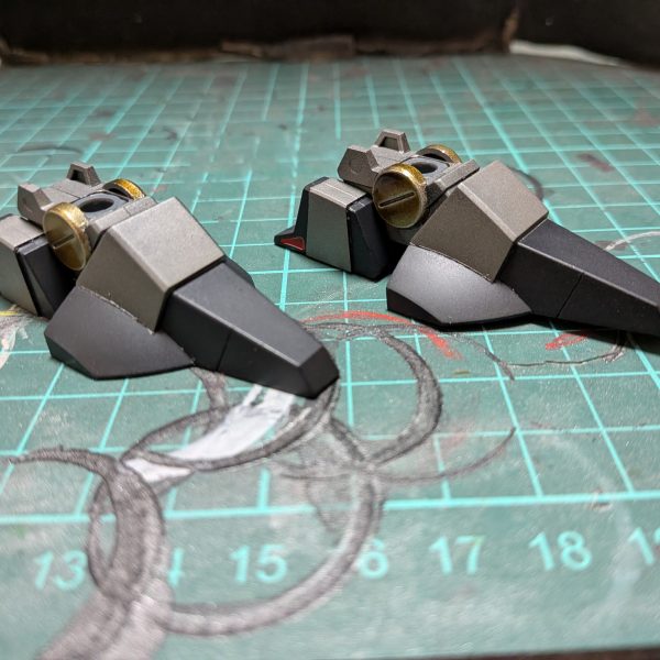 スリッパパーツ塗装、素体まで塗装完了。（2枚目）