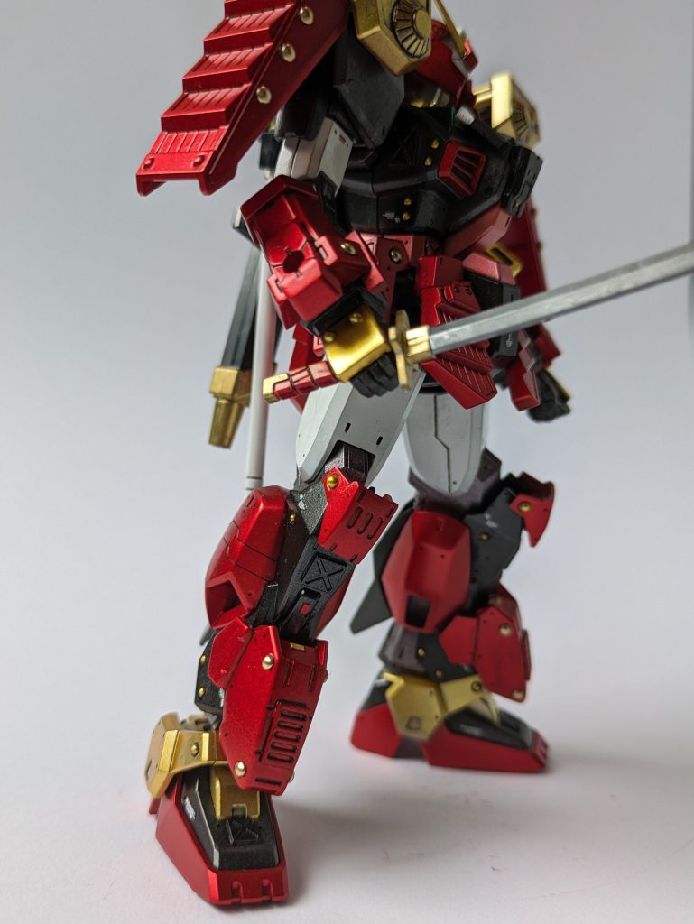 ディテールUPでパネルやリベット追加、脚部バーニアにすじ彫り