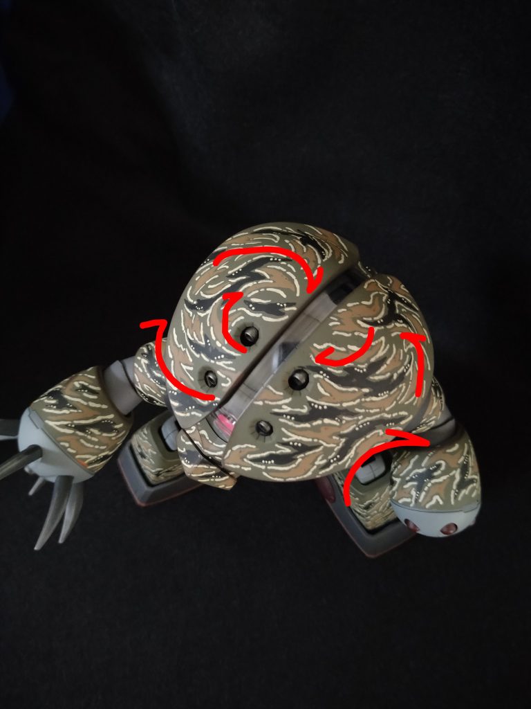 頭部に渦が巻いた様な流れを入れました。渦は円形で規則的になりがちですが、上手くうねらせた事で回避出来たと思います😊