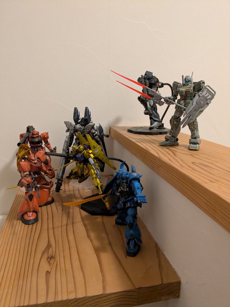 作ったガンプラも増えてきました。 
