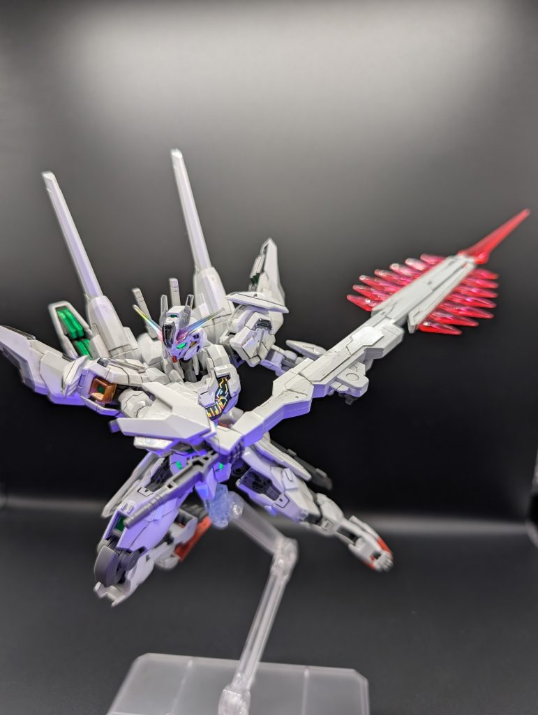 最後にブラックライトを当てて…最後までご覧頂きありがとうござました。エアリアルは何度か作成したんですが改修型やキャリバーンはまだ作成し投稿できてなかったので今回こちらのコンペに参加できて良かったです♪