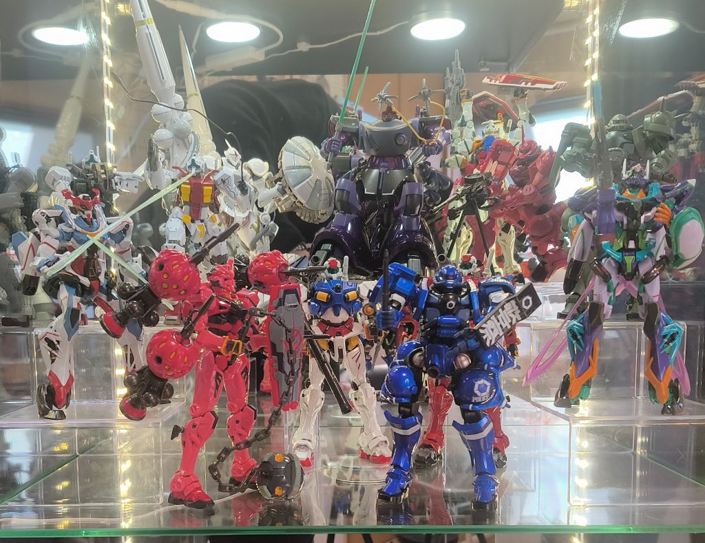 全部で13体さすがに壮観ですな〜&nbsp;