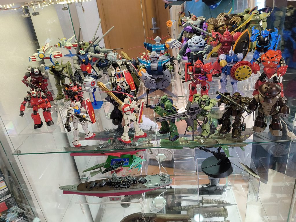 一年戦争総勢23機＋ボールとホワイトベース　ナカナカ飾りがいがあります