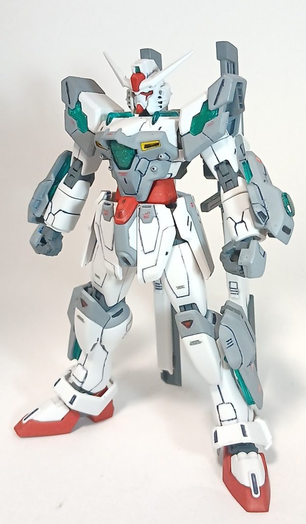 ウイングはオミット派手な武装に目が行きがちなヘリオスですが、本体もなかなかスタイルが良いんです。