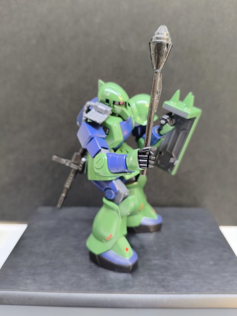 宇宙世紀初の人型2足歩行戦闘機械–2枚目/制作者：たぁさん