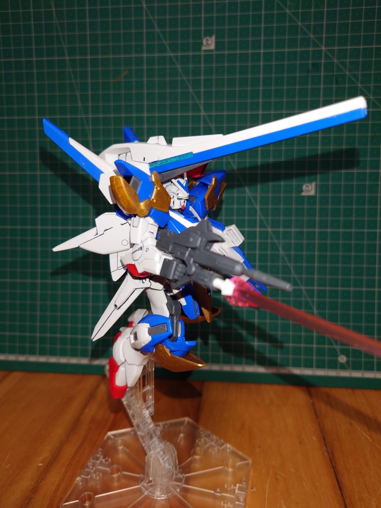 V2アサルトバスター(量産カラー)–2枚目/制作者：雑津 雷斗