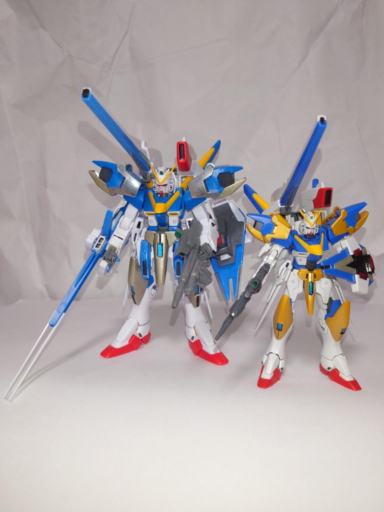 新旧HGのV2アサルトバスター旧キットの可動範囲がせまくてびっくりしました今(と言っても10年前)のガンプラって凄いですね
