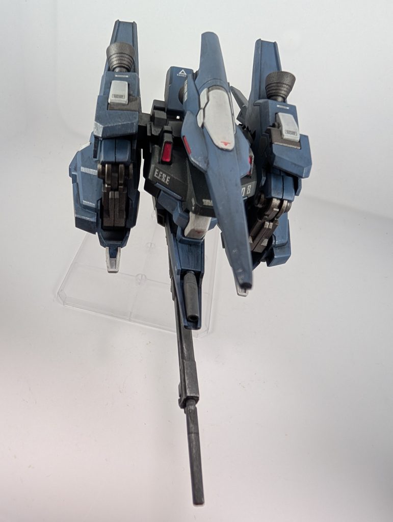 ジェガンを持ってれば牽引してる写真を撮ってみたくなります(zaku-kao2)