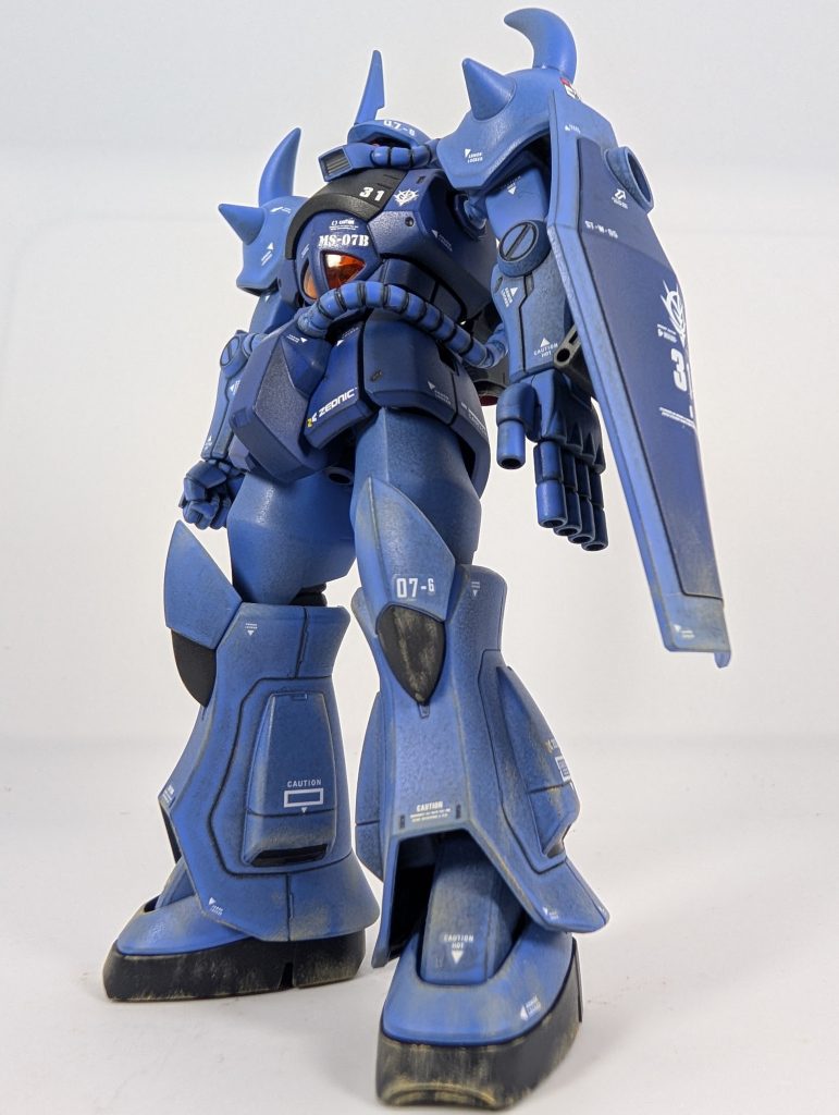 デカールはセンスがないので少々うるさくなったかなぁ(zaku-kao4)難しいですわぁ(gundam-kao10)