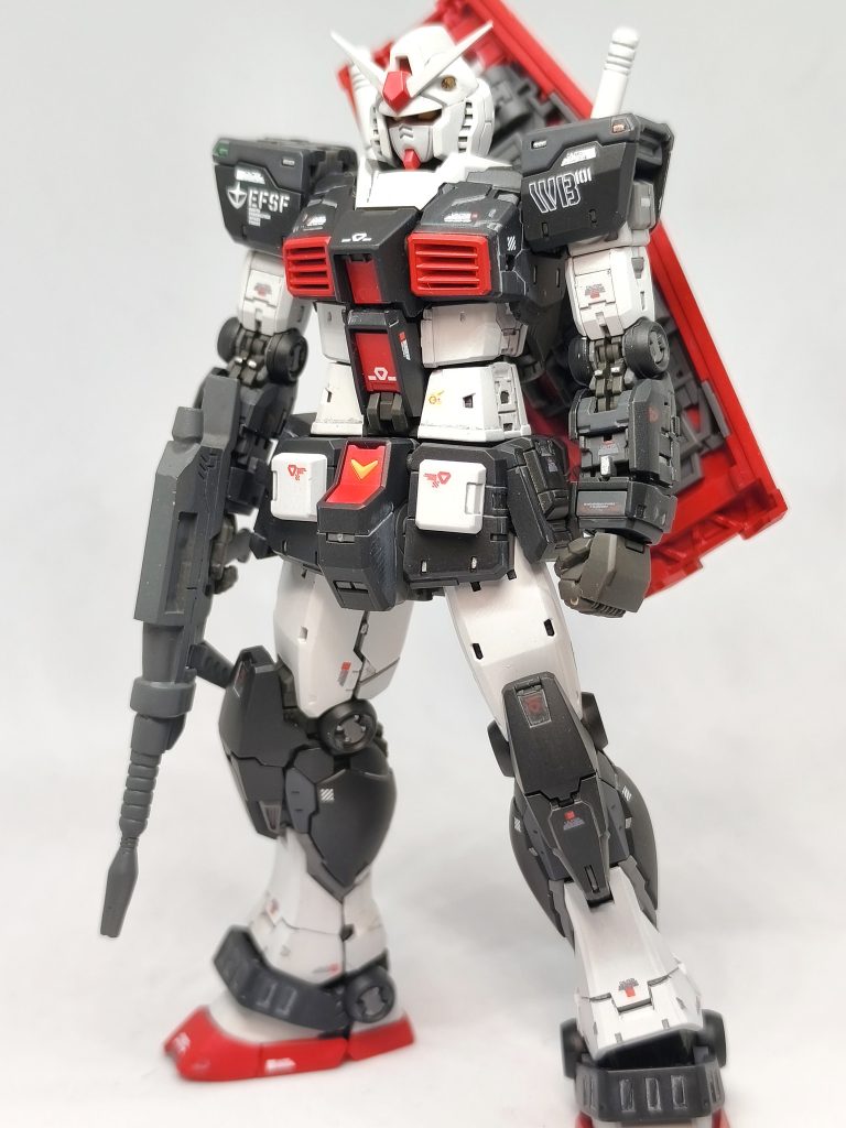 専用ビームライフルとシールド装着