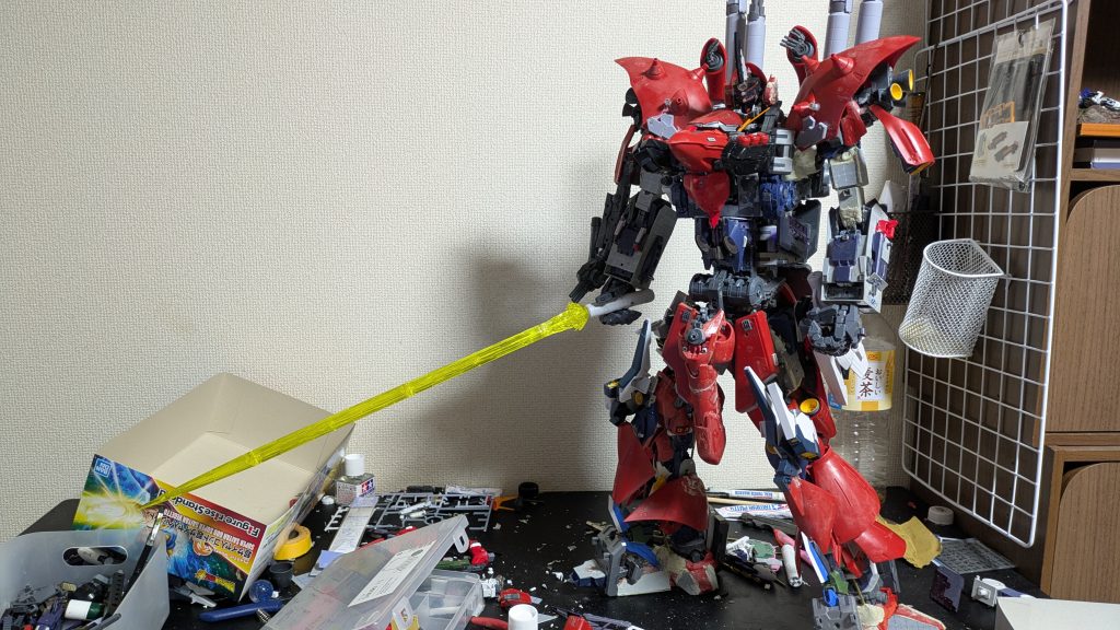 ビームサーベルはベジットソードを使用 45センチと大きいためサイズが合って採用しました