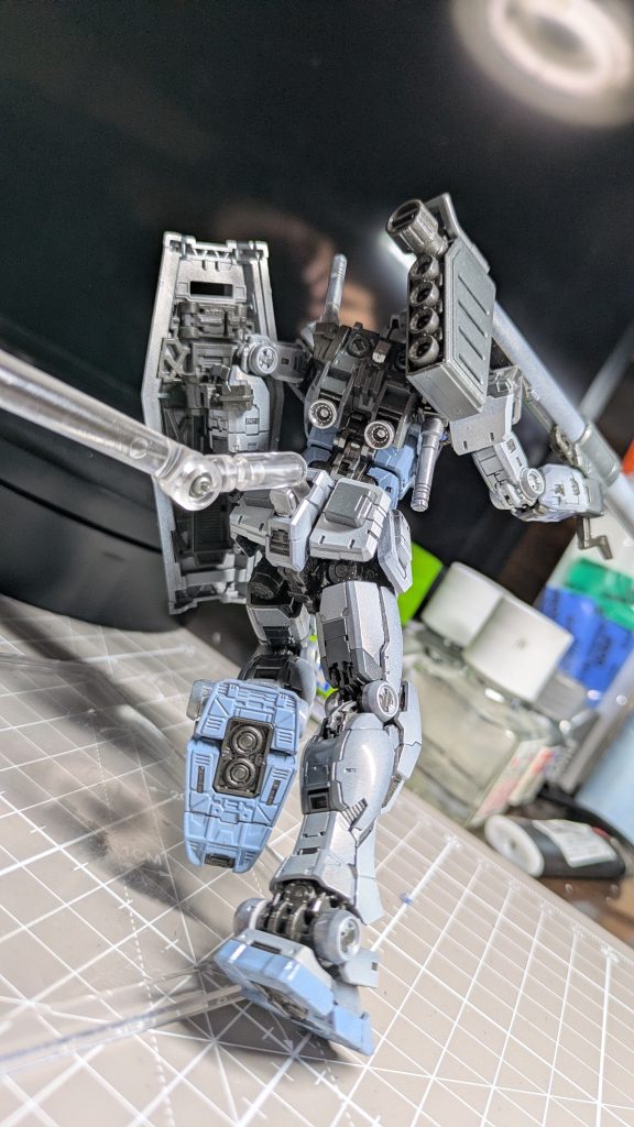 リア　膝関節、足、バックパックがエロいですね〜