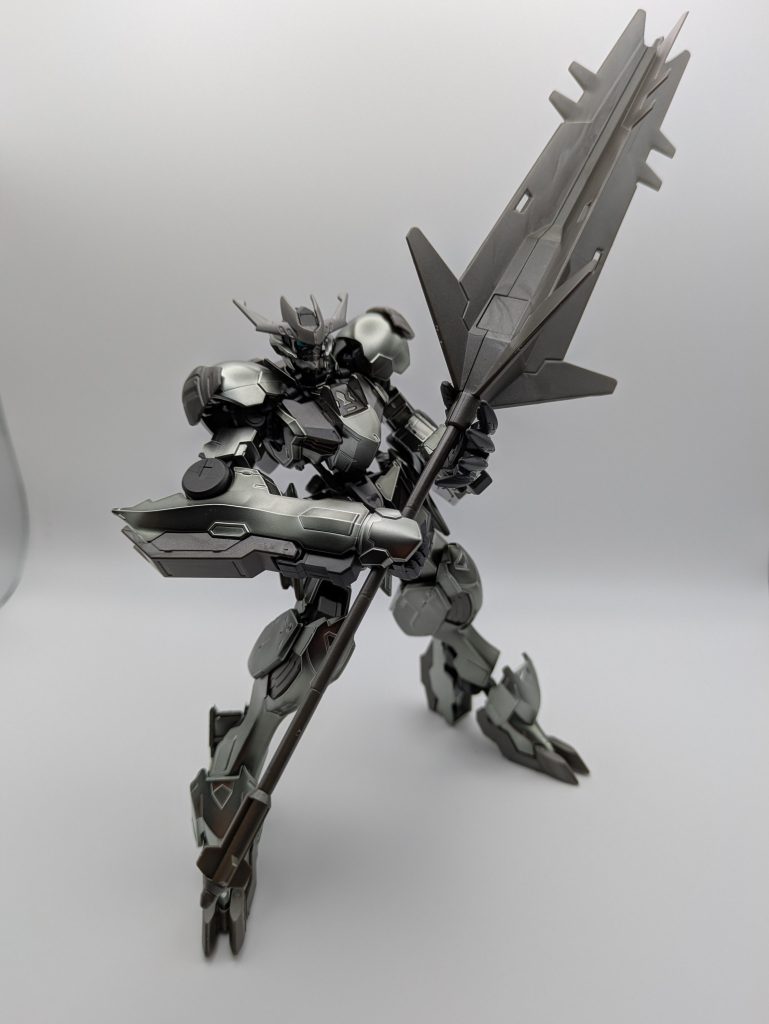 股関節と足首がちょっと緩いかな。