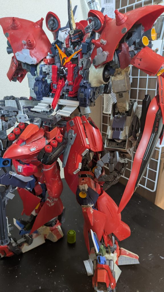 TR-6のタイプなら内蔵可能となります胸部を下に下げることにより開閉できるようになっております