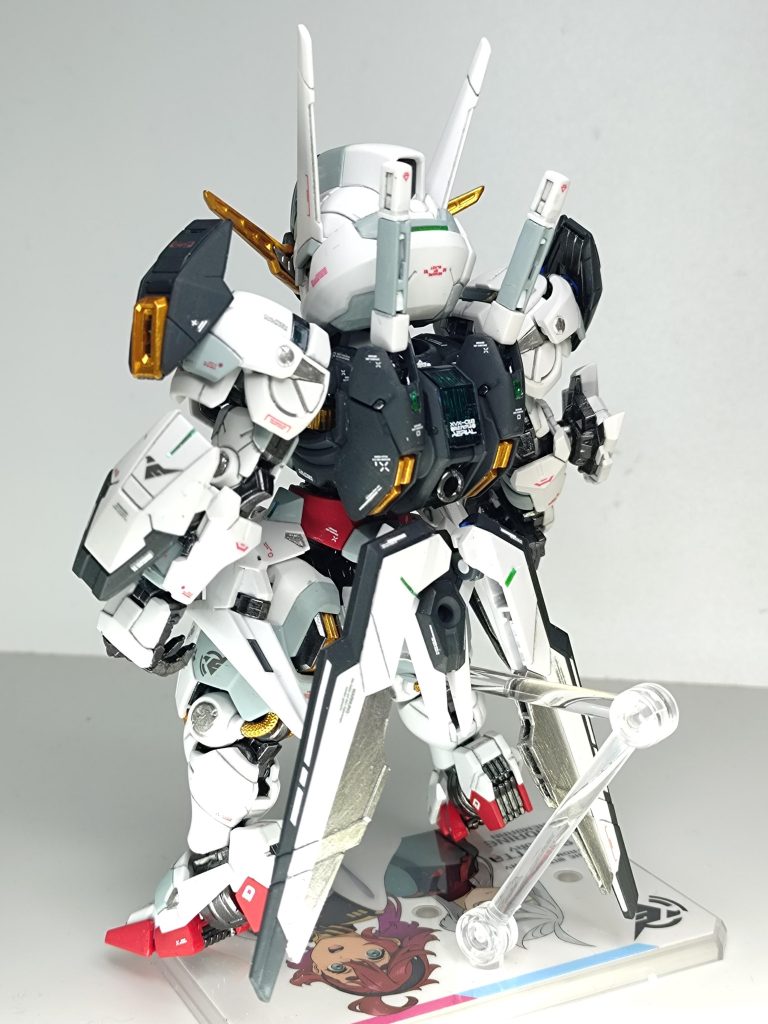 ビットオンフォーム全体の配色バランスはこっちベース。センサーぽくラピテープでも情報量アップしてます。