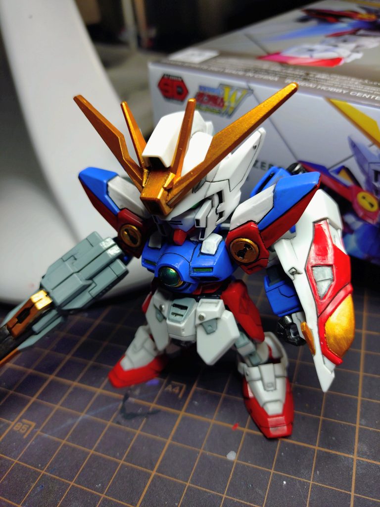 全塗装、スミ入れ完了状態。基本的には素組み→バラしてスジ彫り&表面仕上げ、加工→薄い色から筆塗り→スミ入れ→再組立→デカール→つや消し→UV加工の工程です。