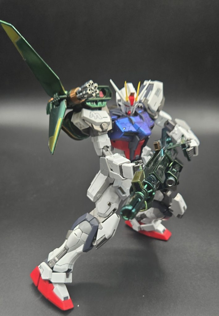 ランチャーストライカーはメッキ調塗装ですボーンミラーにクリアーグリーン