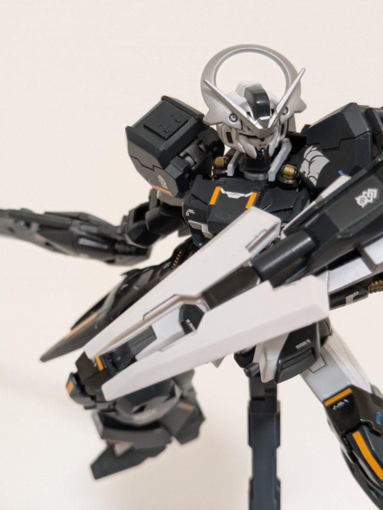 セラフィム討伐戦は3度行われており、オリアスは2度目と3度目の作戦に参加。2度目の作戦時、セラフィム本体までの攻撃は叶わなかったが、プルーマの鹵獲に成功している。