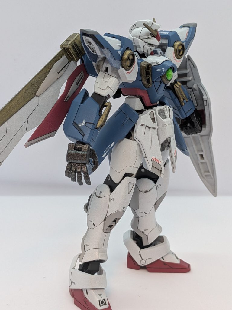 全体的にパネルラインを追加し、プラ版で若干の情報量を上げてみました。