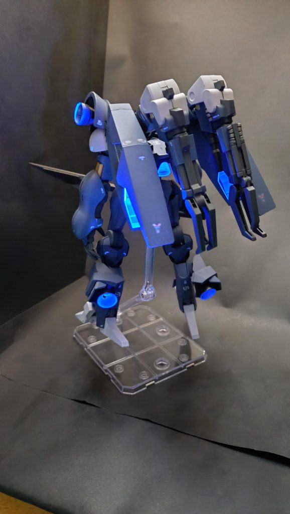 ガンダムファラクト ティルフィング–5枚目/制作者：ヒガシ