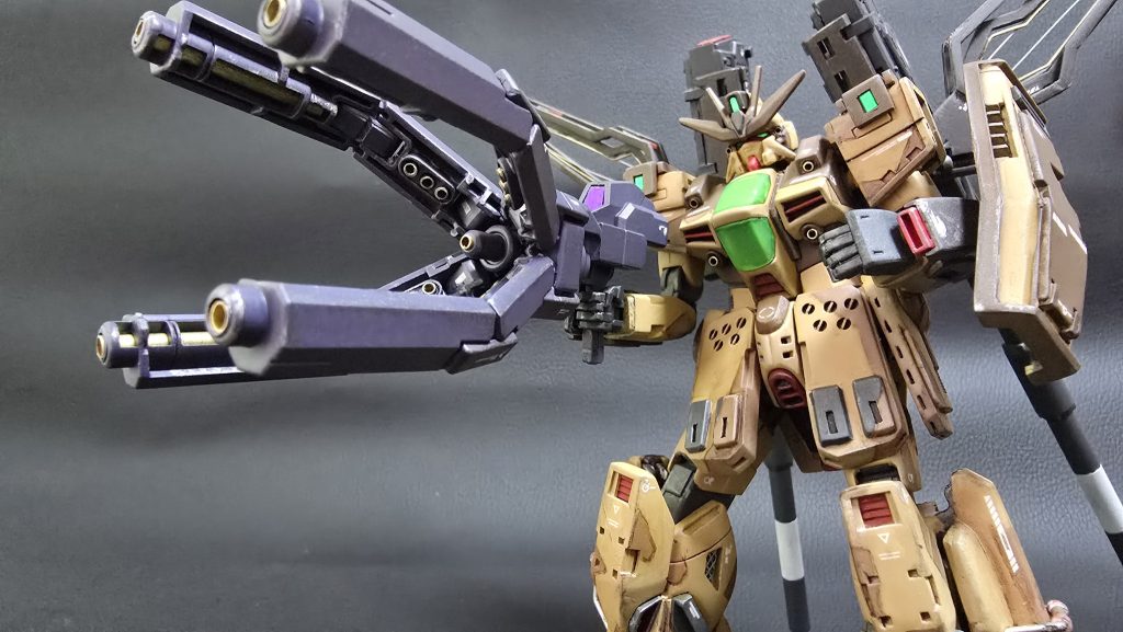 エルドラドートレスから流用したマルチプルバレルライフルは、色々と表情がつけられるので楽しいです。