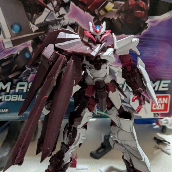 ホビーゾーン展示用に、タンスの肥やしになっていた積みプラの一つしか持っていないノーネイムを取り敢えず仮組みしました。10月14日(水) 。散々迷ってスサノオに、なってしまった。現在ホビーゾーンにて、スサノオとプラ板で翔と書かれたオリジナルディスプレイベースを展示中です。（4枚目）