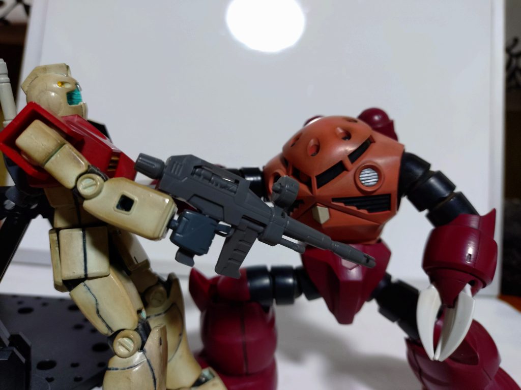 シャア専用連投–3枚目/制作者：kazu78