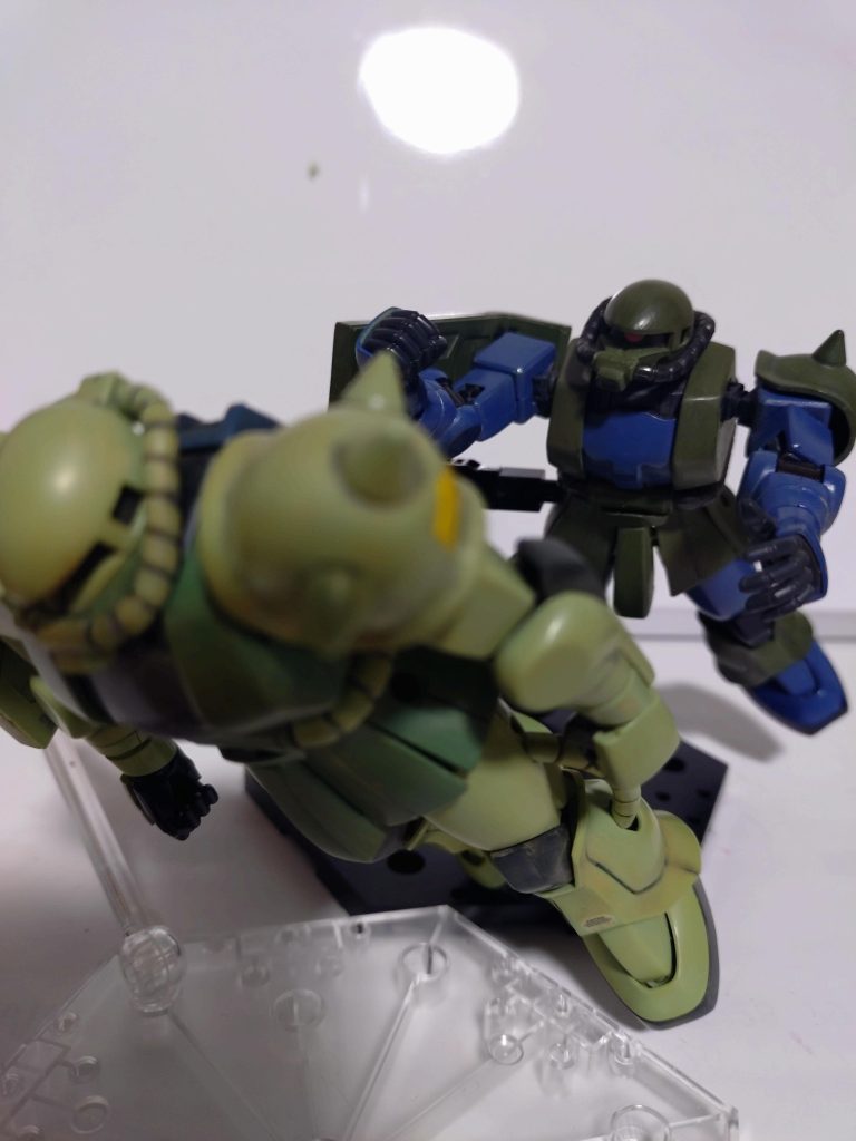 パラレルガデム専用ザクII–3枚目/制作者：kazu78