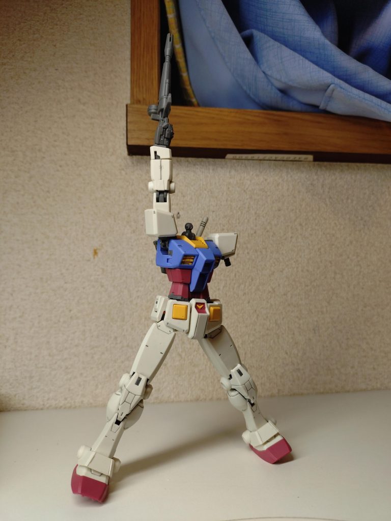 ラストシューティング！肩関節に無理させる事なく、しっかりと真上を撃ち抜いてますね。