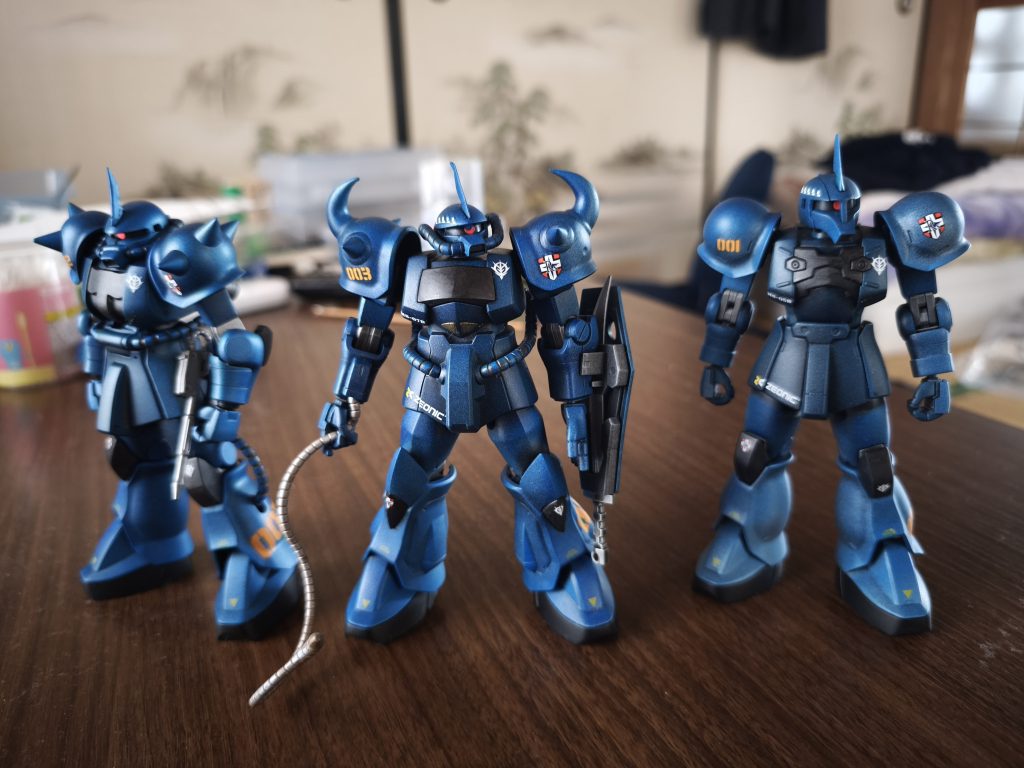 三体揃い踏み　ラルさんなら、両肩を揃えて乗るだろなぁ　同じ系統を同時に塗るとちょっと楽。