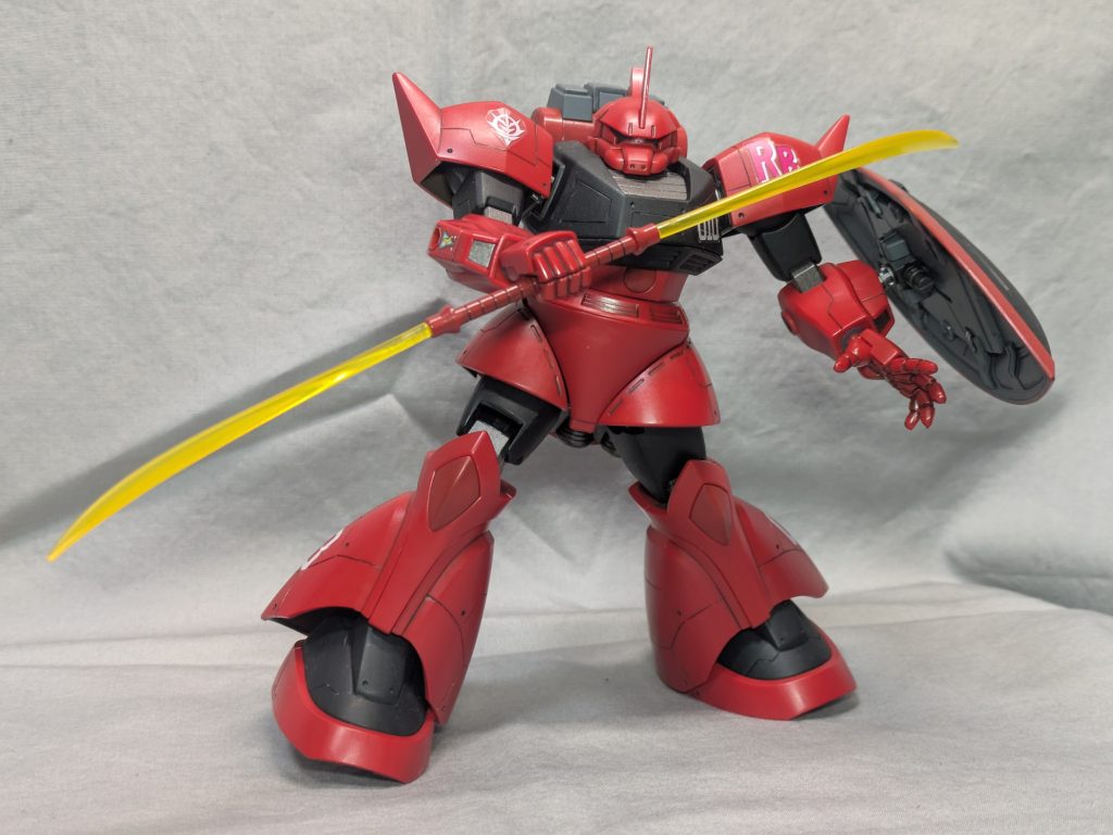 可動はイマイチなのが残念です。素立ちが一番カッコいいまである。