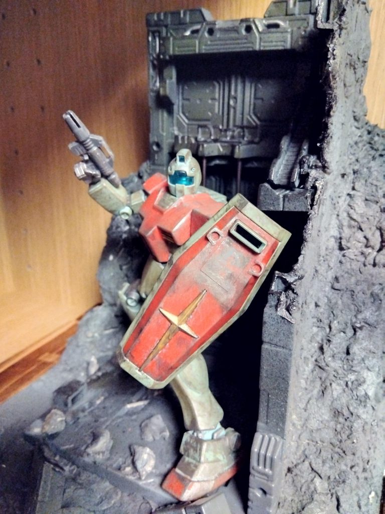 戦場のジム–4枚目/制作者：スナフキン