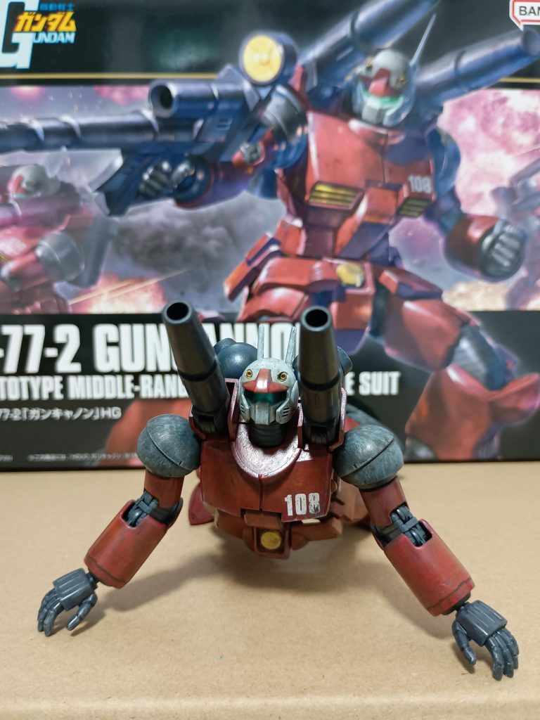 ガンキャノンといえばのポージングですがかっこよく再現できないです💦腰の可動がいまいちやな