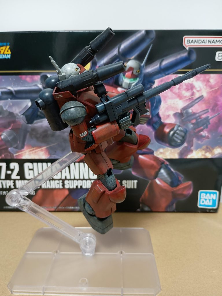 箱絵の後ろのちっちゃい奴www