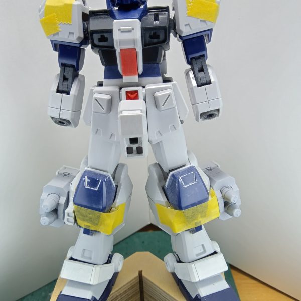 先日足に装着していたミサイルポッドを肩にも装着できるように磁石を肩にも取り付けしました肩に磁石の組み合わせはピッ◯エレキバンを連想してしまうあたりオジサンになったってことですかねぇ💧（2枚目）