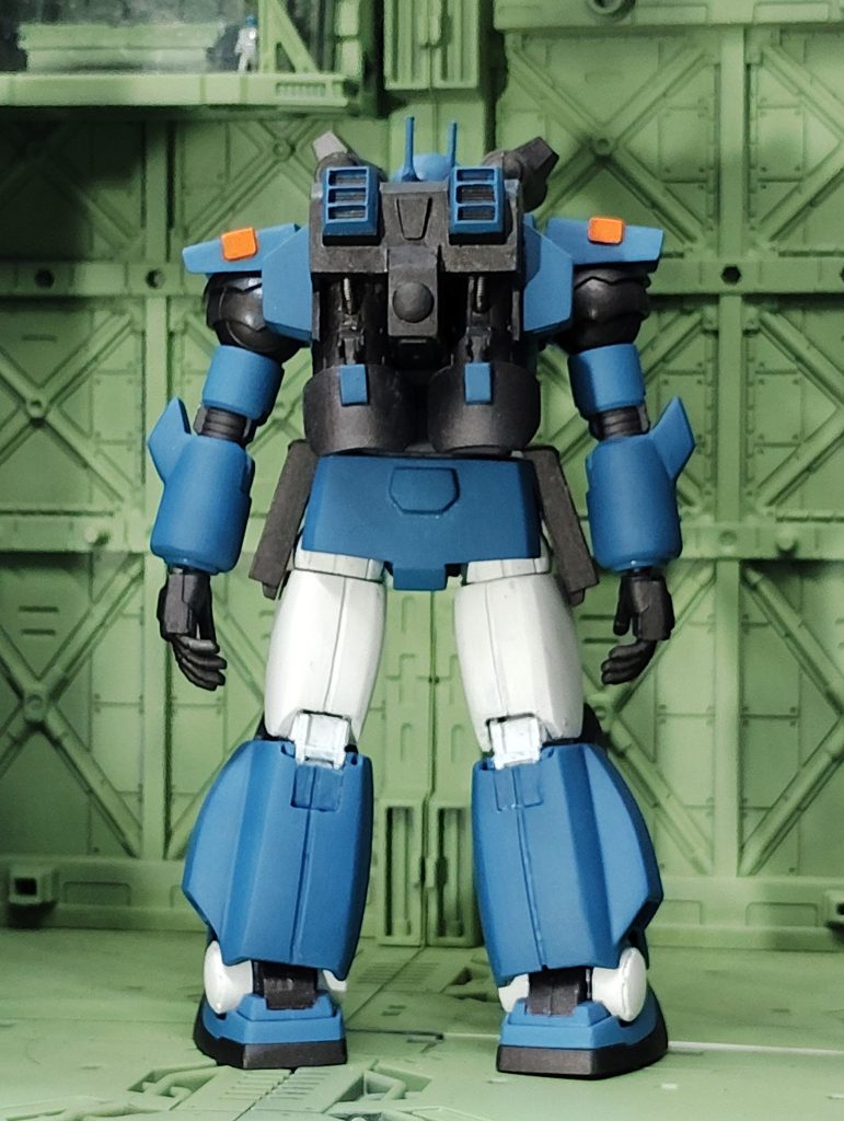 後面いつも通りラッカー筆塗りつや消しスプレー仕上げ青は東雲ブルー、白はグランプリホワイトです