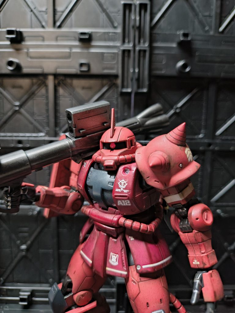 モノアイはHアイズ埋め込み、蛍光ピンクでの塗装をしました✨いい感じだと思います😊