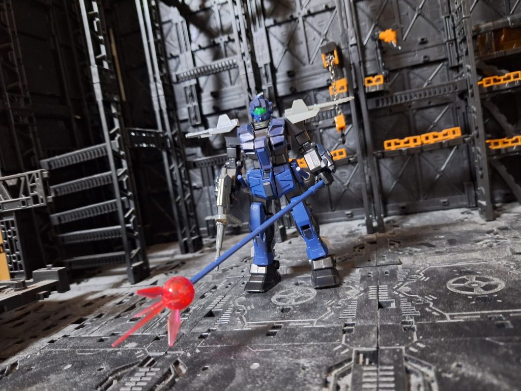 ビームライフルは、アーマードガンダム特戦寒冷地仕様から持ってきました。