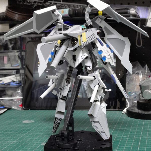 アルゴスユニット…フルアーマーオデュッセウスのパーツが全て揃いました🫡現在スジ彫り等のディテールアップ中です。早ければ来週末くらいには塗装に入れるんじゃなかろうかと思います。（6枚目）