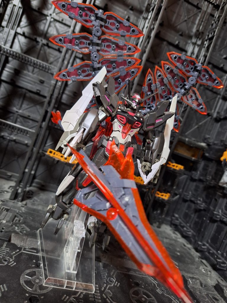 ニンジャブレードカザキリ冥刃をスサノオに装備させてよかったです。こちらにはガンブレードランスが似合うと思っていました😆めちゃかっけー😆