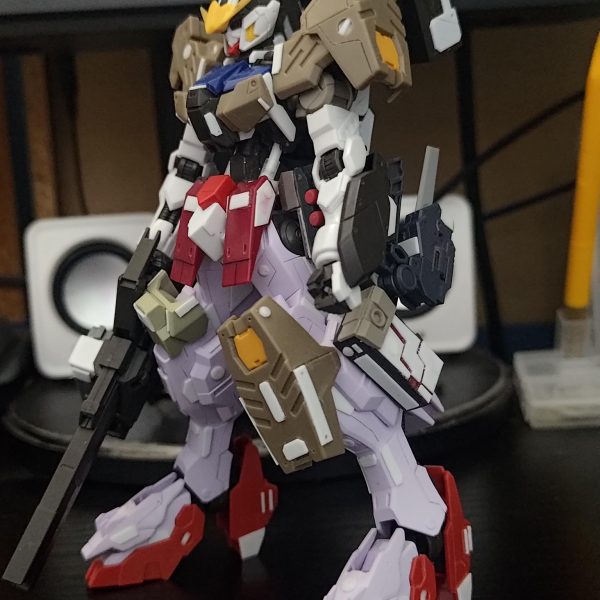 コンセプトは射撃寄りのバルバトスメインの画像は4月のものです11月になってようやく完成が見えて来ました（3枚目）