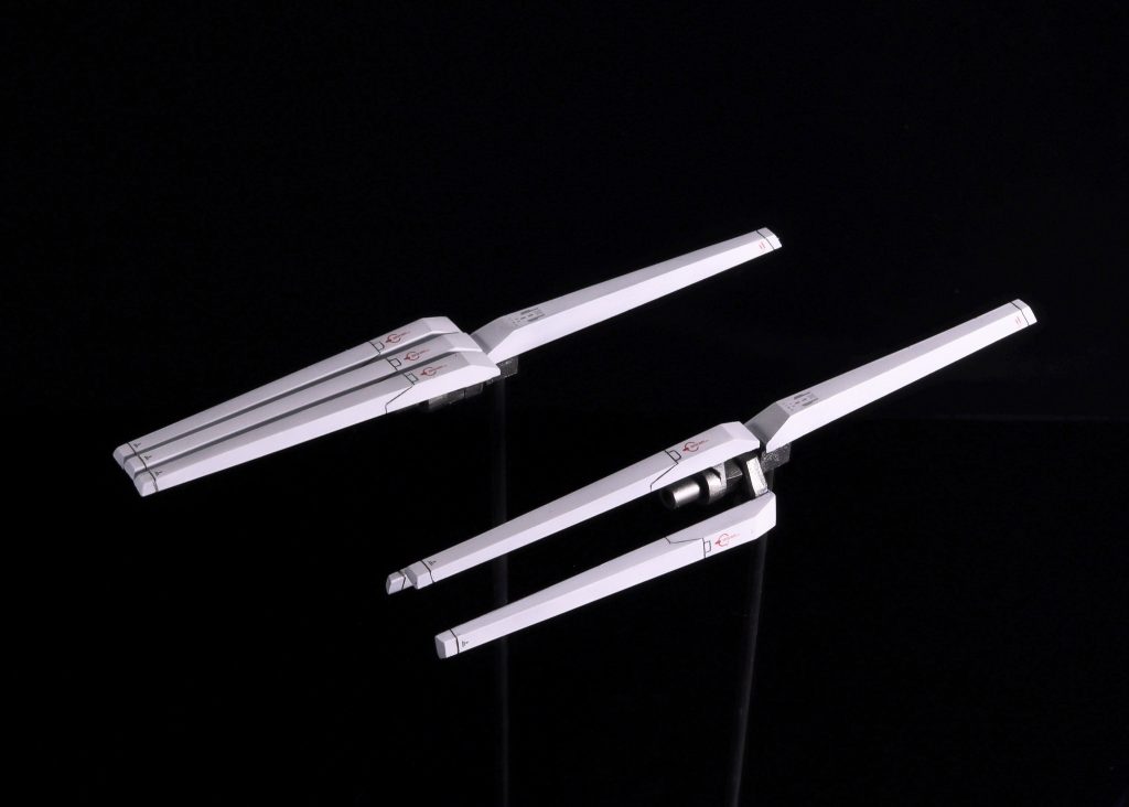 ファンネルはνガンダムを参考にしてます。が、展開方法を変えています。