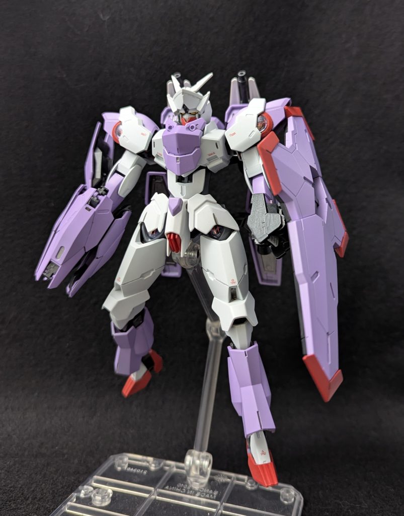 オプション装備としてビームブレイサーも用意されている