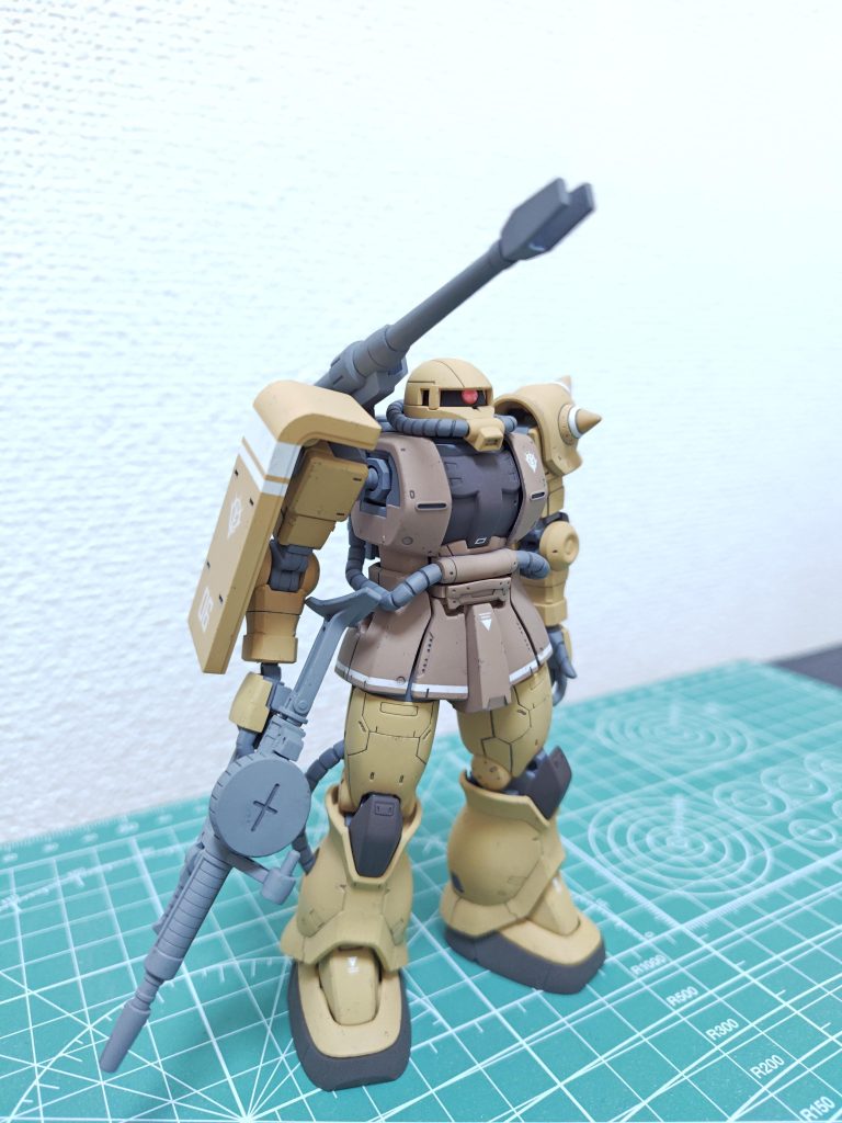 オリジン版のガンプラはディテール等がRG寄りで自分は好きです♪